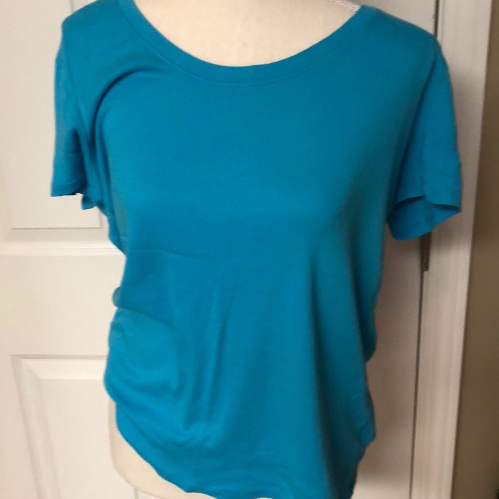 Merona: turquoise blue T-shirt . Scoop neck.